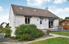 Stunning home in Marcey-les-Grèves with WiFi and 2 Bedrooms